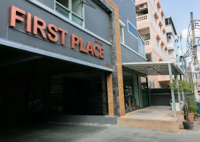 第一处酒店 *